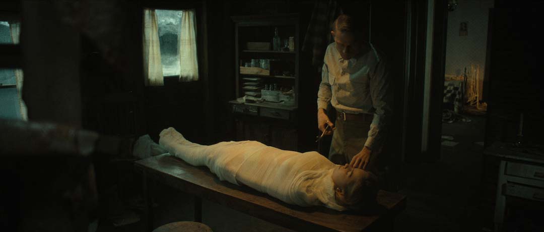 Monster: The Ed Gein Story – Review | Netflix