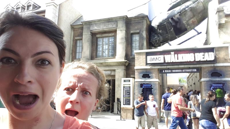 Nadja & Karina at The Walking Dead attraction - Ride at Universal Studios