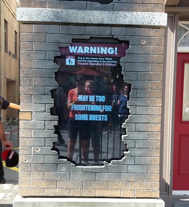 the walking dead universal studios sign TWD